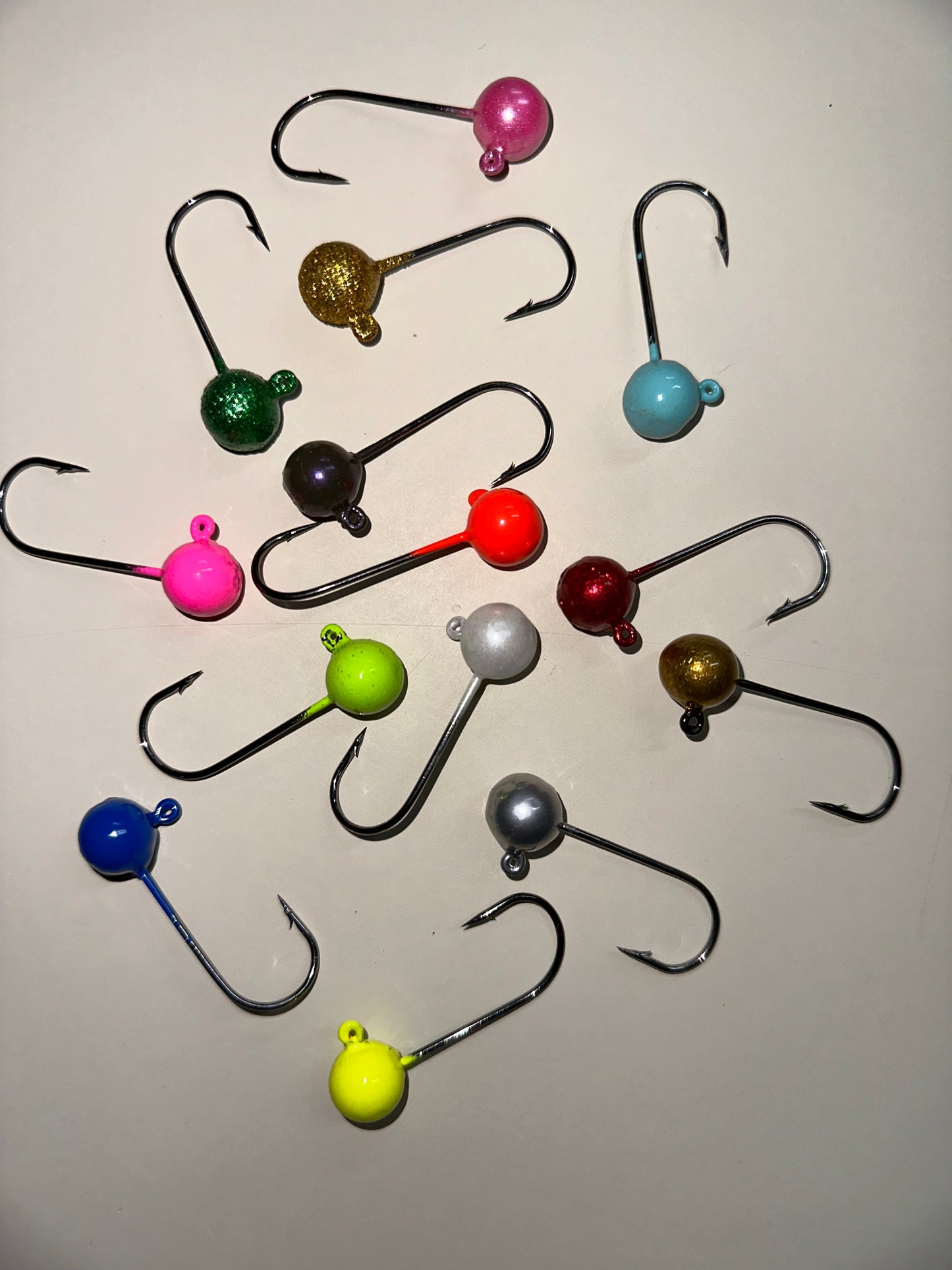 Mustad 4/0 and 5/0 2x Shrimp Jig Head 4pk