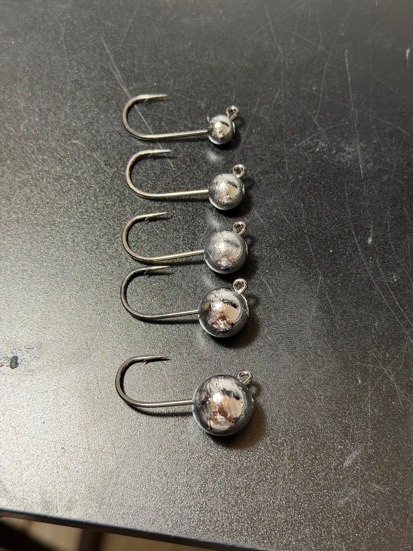 Mustad 2/0 2x shrimp jig head 4pk